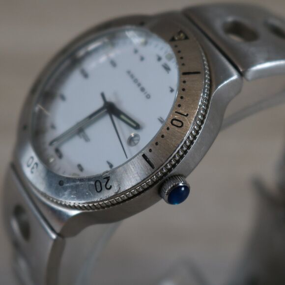 Android Quartz Diver Watch – Pre-Owned, New Battery, Round, Silver/White - Picture 3 of 10